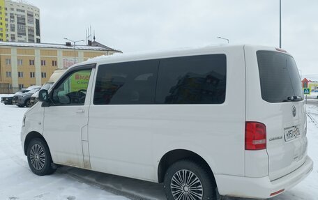 Volkswagen Caravelle T5, 2014 год, 2 250 000 рублей, 5 фотография