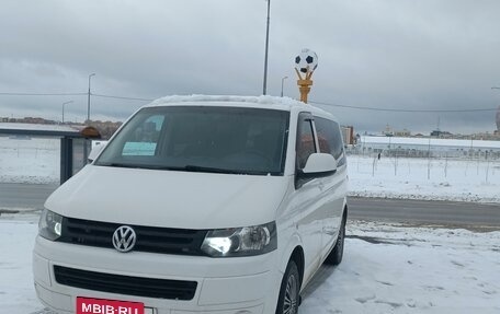 Volkswagen Caravelle T5, 2014 год, 2 250 000 рублей, 7 фотография