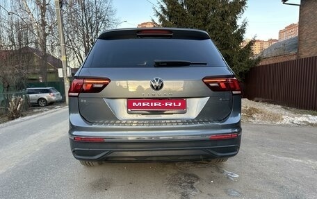 Volkswagen Tiguan II, 2022 год, 3 600 000 рублей, 5 фотография