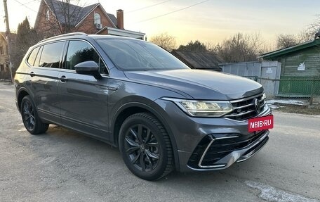 Volkswagen Tiguan II, 2022 год, 3 600 000 рублей, 8 фотография