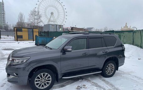 Toyota Land Cruiser Prado 150 рестайлинг 2, 2018 год, 5 200 000 рублей, 1 фотография