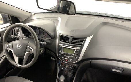 Hyundai Solaris II рестайлинг, 2012 год, 855 000 рублей, 11 фотография