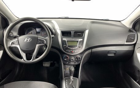 Hyundai Solaris II рестайлинг, 2012 год, 855 000 рублей, 14 фотография