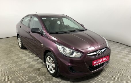 Hyundai Solaris II рестайлинг, 2012 год, 855 000 рублей, 3 фотография