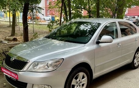 Skoda Octavia, 2011 год, 999 000 рублей, 2 фотография