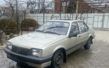 Opel Ascona C, 1986 год, 500 000 рублей, 39 фотография