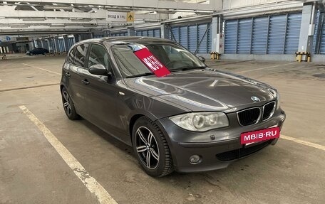 BMW 1 серия, 2004 год, 999 000 рублей, 3 фотография