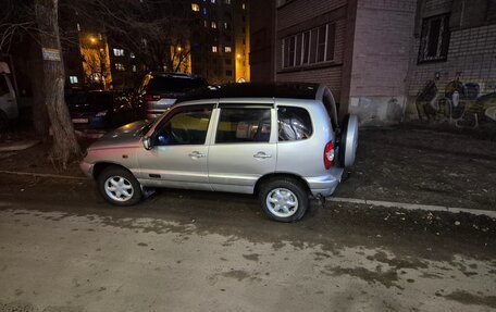 Chevrolet Niva I рестайлинг, 2003 год, 390 000 рублей, 6 фотография