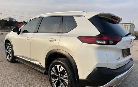 Nissan X-Trail, 2022 год, 2 300 000 рублей, 4 фотография