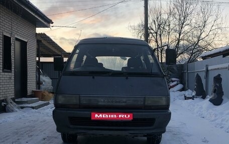 Toyota Town Ace III, 1989 год, 328 000 рублей, 1 фотография