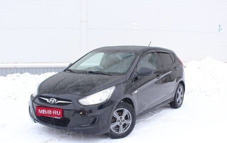 Hyundai Solaris II рестайлинг, 2012 год, 675 000 рублей, 1 фотография