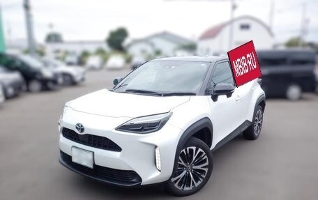 Toyota Yaris Cross, 2021 год, 1 200 000 рублей, 1 фотография