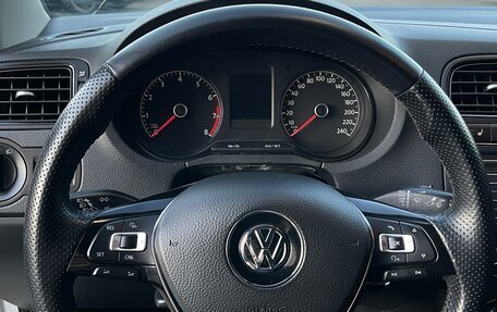 Volkswagen Polo VI (EU Market), 2017 год, 1 250 000 рублей, 13 фотография