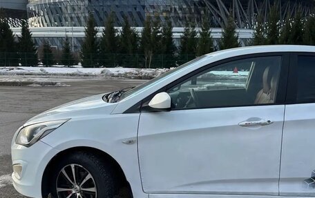 Hyundai Solaris II рестайлинг, 2016 год, 567 000 рублей, 8 фотография