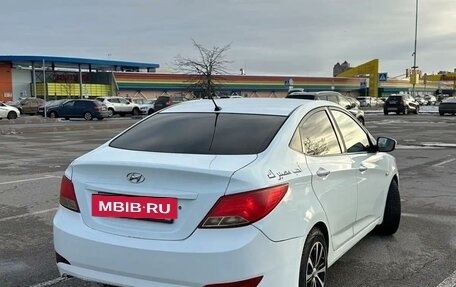 Hyundai Solaris II рестайлинг, 2016 год, 567 000 рублей, 3 фотография