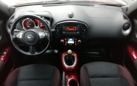 Nissan Juke II, 2011 год, 879 000 рублей, 13 фотография