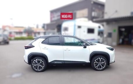 Toyota Yaris Cross, 2021 год, 1 200 000 рублей, 7 фотография