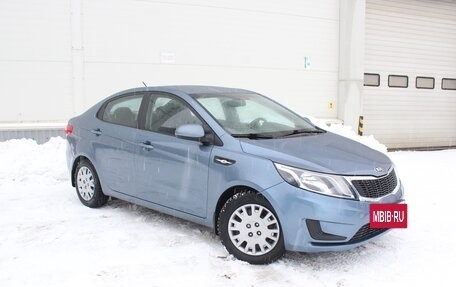 KIA Rio III рестайлинг, 2013 год, 860 000 рублей, 3 фотография