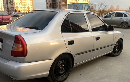 Hyundai Accent II, 2004 год, 550 000 рублей, 3 фотография