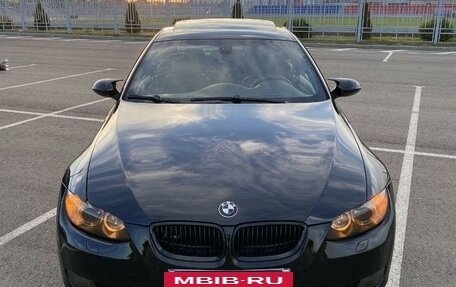 BMW 3 серия, 2007 год, 1 840 000 рублей, 2 фотография