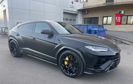 Lamborghini Urus I, 2024 год, 46 000 000 рублей, 2 фотография