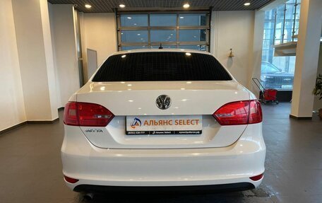 Volkswagen Jetta VI, 2014 год, 1 135 000 рублей, 4 фотография