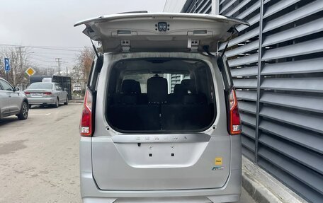 Nissan Serena IV, 2018 год, 2 600 000 рублей, 8 фотография