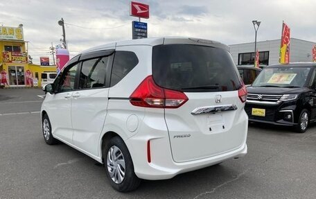 Honda Freed II, 2017 год, 1 050 000 рублей, 3 фотография