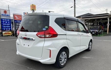 Honda Freed II, 2017 год, 1 050 000 рублей, 4 фотография