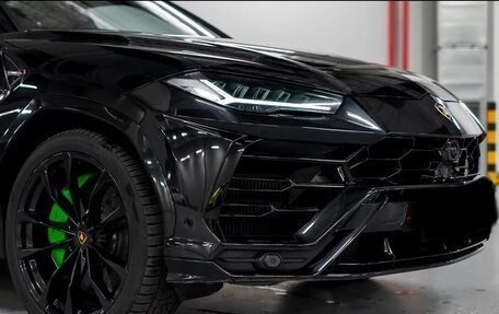 Lamborghini Urus I, 2023 год, 38 000 000 рублей, 3 фотография