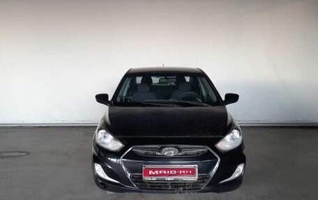 Hyundai Solaris II рестайлинг, 2011 год, 865 000 рублей, 2 фотография