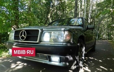 Mercedes-Benz 190 (W201), 1992 год, 680 000 рублей, 5 фотография