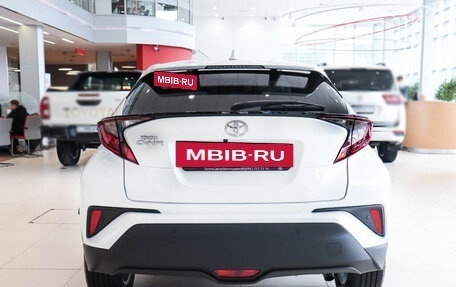 Toyota C-HR I рестайлинг, 2024 год, 4 190 000 рублей, 4 фотография