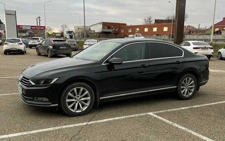 Volkswagen Passat B8 рестайлинг, 2018 год, 1 950 000 рублей, 4 фотография