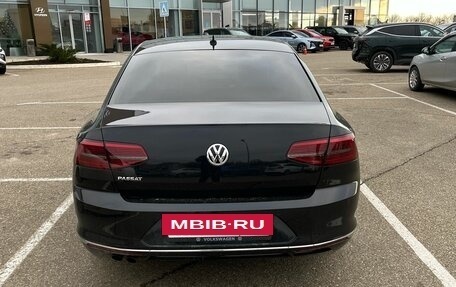 Volkswagen Passat B8 рестайлинг, 2018 год, 1 950 000 рублей, 6 фотография