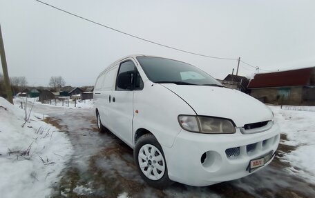 Hyundai H-1 II рестайлинг, 2001 год, 320 000 рублей, 3 фотография