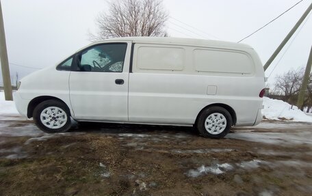 Hyundai H-1 II рестайлинг, 2001 год, 320 000 рублей, 6 фотография