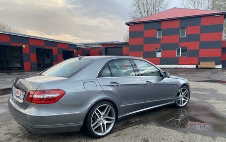 Mercedes-Benz E-Класс, 2011 год, 1 630 000 рублей, 3 фотография