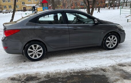 Hyundai Solaris II рестайлинг, 2011 год, 905 000 рублей, 6 фотография