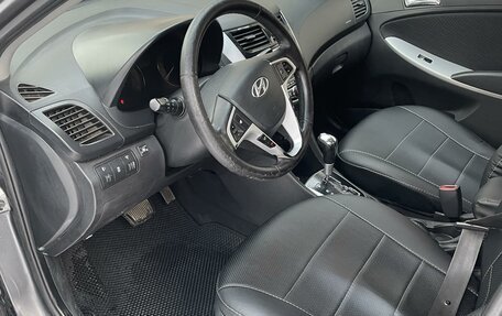 Hyundai Solaris II рестайлинг, 2011 год, 905 000 рублей, 12 фотография