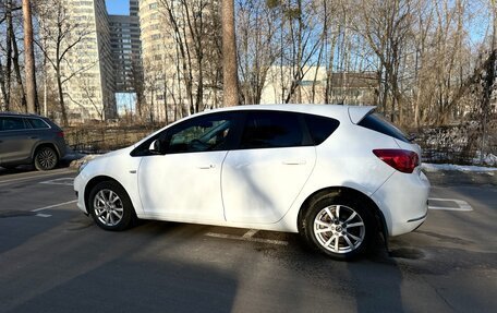 Opel Astra J, 2013 год, 1 100 000 рублей, 6 фотография