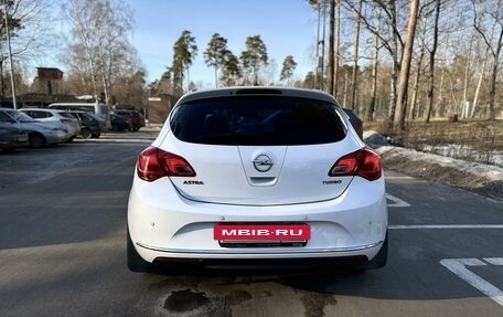 Opel Astra J, 2013 год, 1 100 000 рублей, 5 фотография