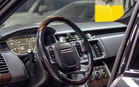 Land Rover Range Rover IV рестайлинг, 2015 год, 4 500 000 рублей, 11 фотография