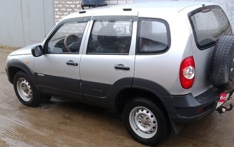 Chevrolet Niva I рестайлинг, 2010 год, 400 000 рублей, 7 фотография