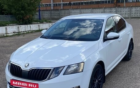 Skoda Octavia, 2017 год, 1 390 000 рублей, 5 фотография