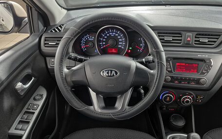 KIA Rio III рестайлинг, 2013 год, 850 000 рублей, 16 фотография