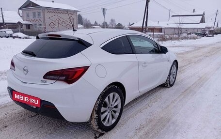 Opel Astra J, 2013 год, 860 000 рублей, 4 фотография