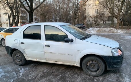 Renault Logan I, 2013 год, 160 000 рублей, 3 фотография