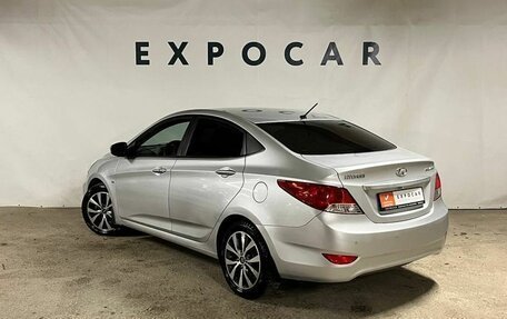 Hyundai Solaris II рестайлинг, 2013 год, 1 115 000 рублей, 3 фотография