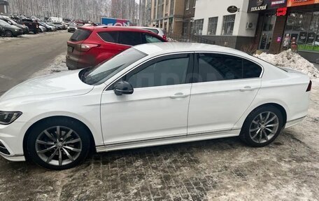 Volkswagen Passat B8 рестайлинг, 2018 год, 2 600 000 рублей, 5 фотография